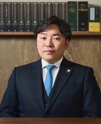 弁護士　板橋 晃平